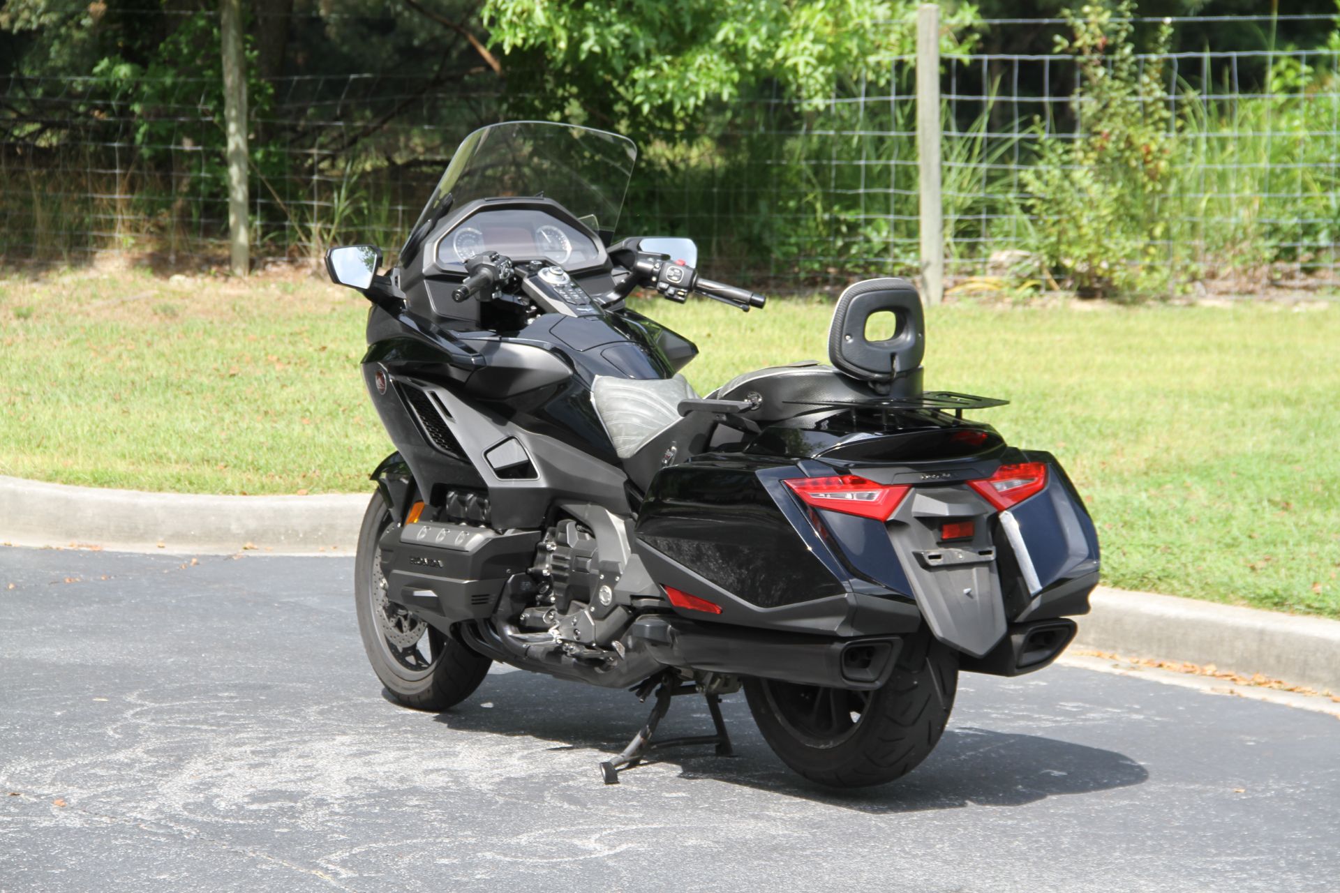 2019 Honda Gold Wing Automatic DCT in Hendersonville, North Carolina - Photo 17