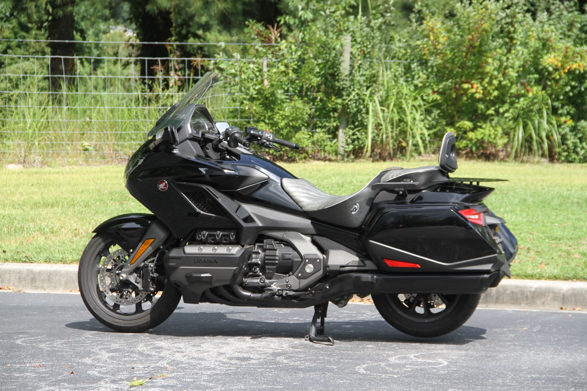 2019 Honda Gold Wing Automatic DCT in Hendersonville, North Carolina - Photo 19