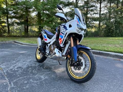 2024 Honda Africa Twin Adventure Sports ES in Hendersonville, North Carolina - Photo 2