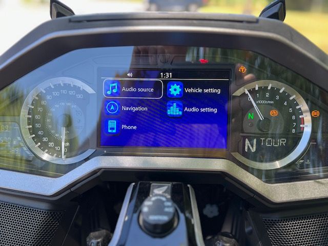 2023 Honda Gold Wing Tour Automatic DCT in Hendersonville, North Carolina - Photo 17