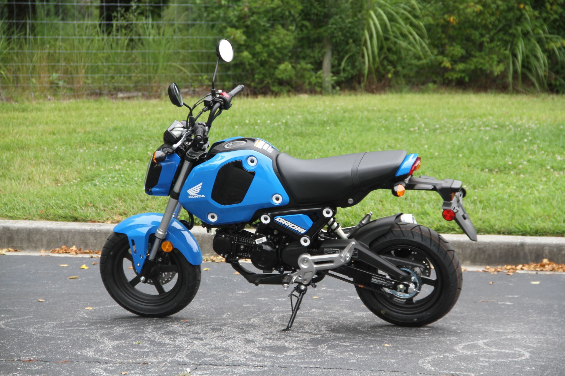 New 22 Honda Grom Abs Motorcycles In Hendersonville Nc Stock Number