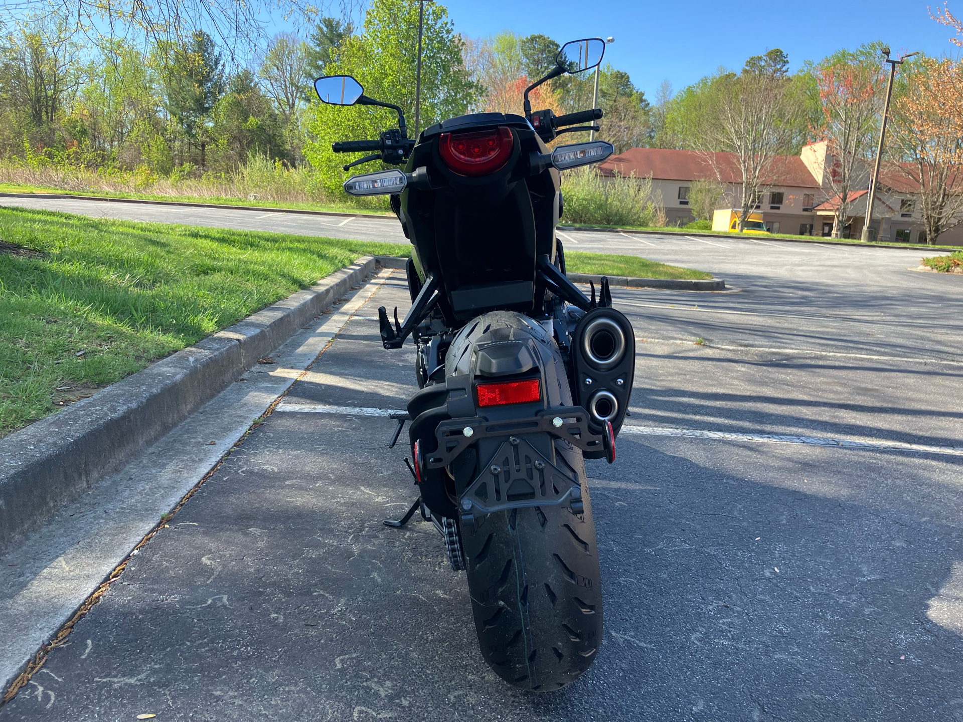 2024 Honda CB1000R Black Edition in Hendersonville, North Carolina - Photo 6