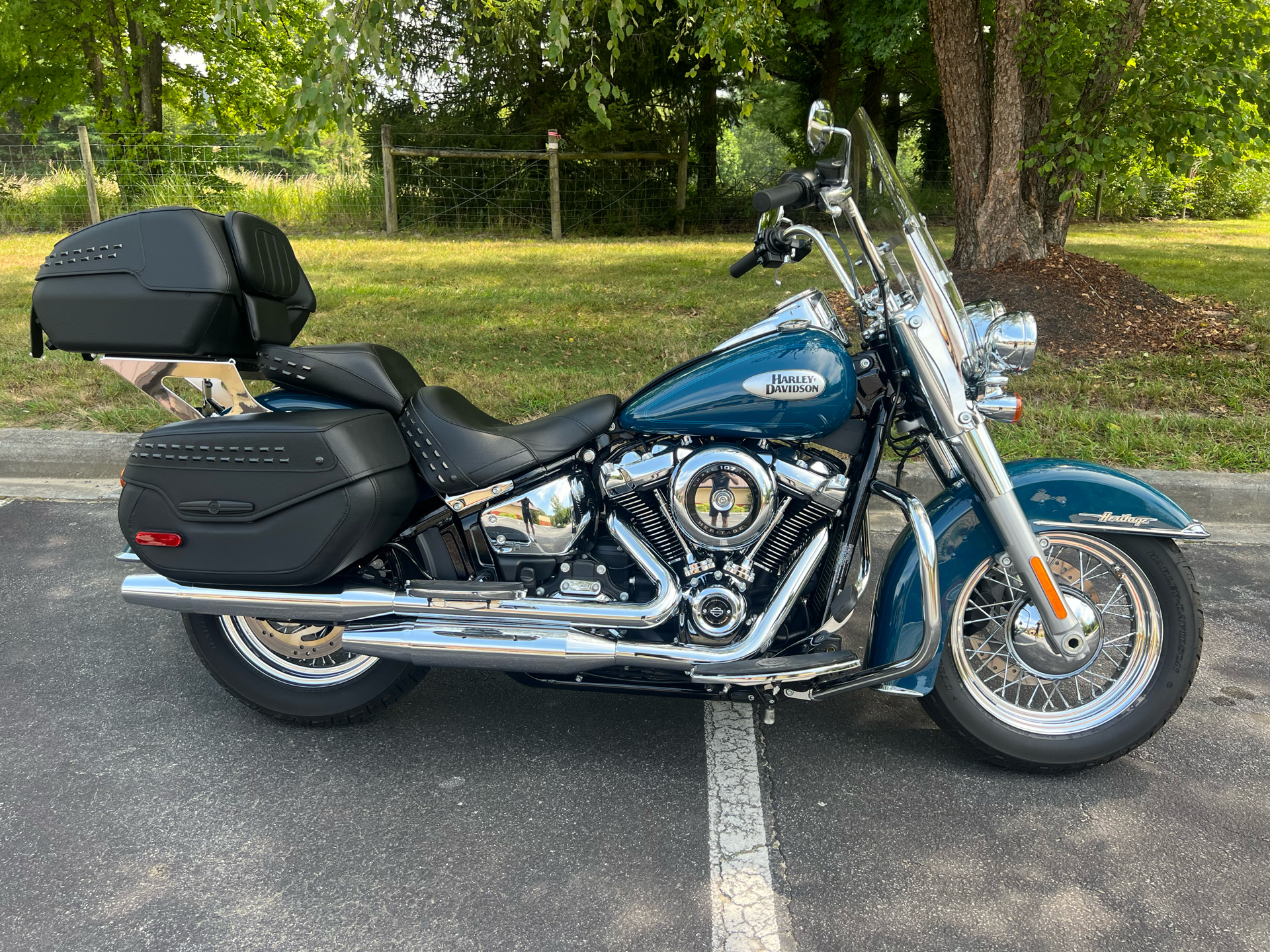 2021 Harley-Davidson Heritage Classic in Hendersonville, North Carolina - Photo 1