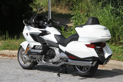 2018 Honda Gold Wing Tour Automatic DCT in Hendersonville, North Carolina - Photo 18