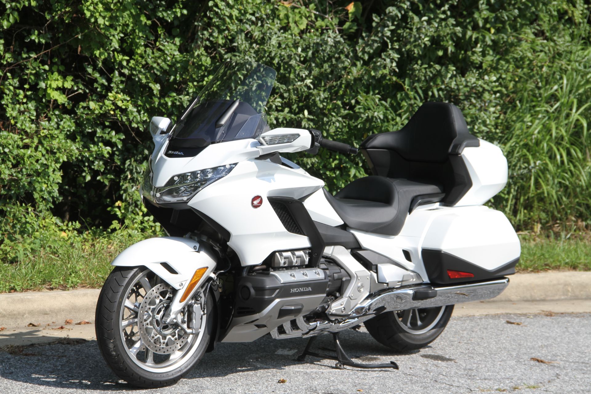 2018 Honda Gold Wing Tour Automatic DCT in Hendersonville, North Carolina - Photo 26