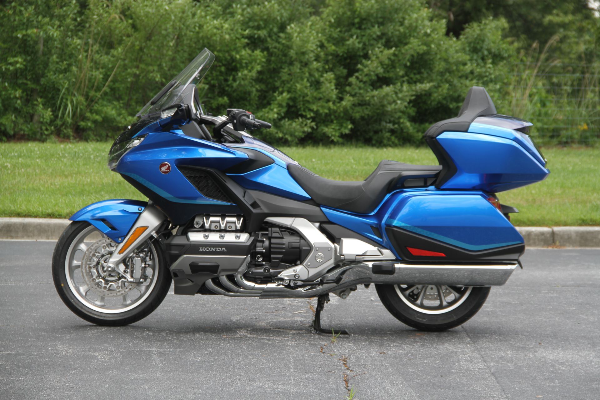 2022 Honda Gold Wing Tour Automatic DCT in Hendersonville, North Carolina - Photo 22