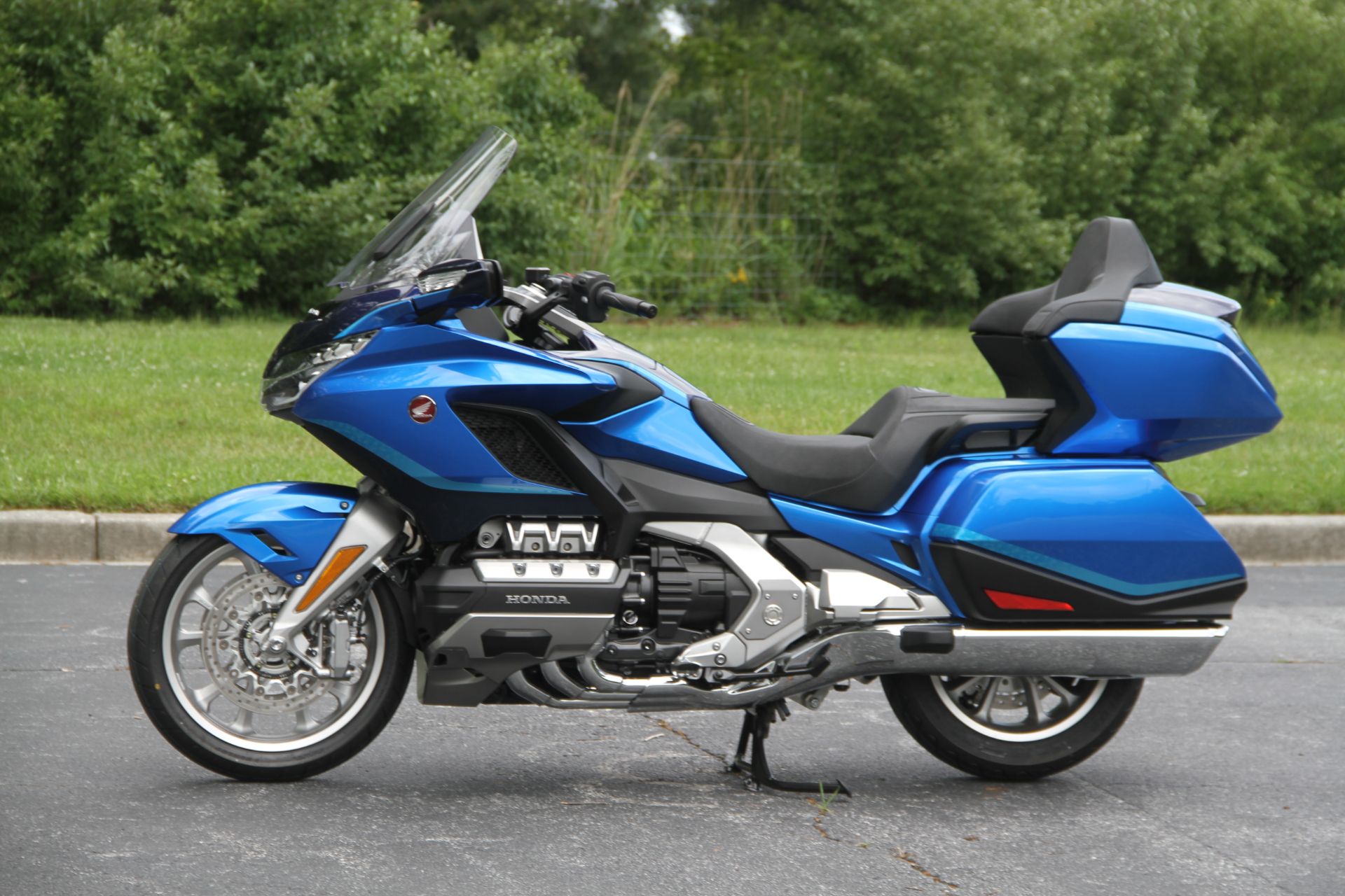 2022 Honda Gold Wing Tour Automatic DCT in Hendersonville, North Carolina - Photo 23