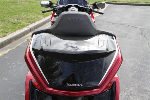 2021 Honda Gold Wing Tour Airbag Automatic DCT in Hendersonville, North Carolina - Photo 12