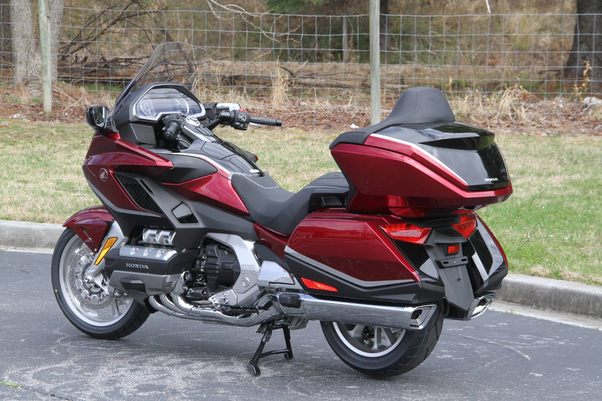 2021 Honda Gold Wing Tour Airbag Automatic DCT in Hendersonville, North Carolina - Photo 19