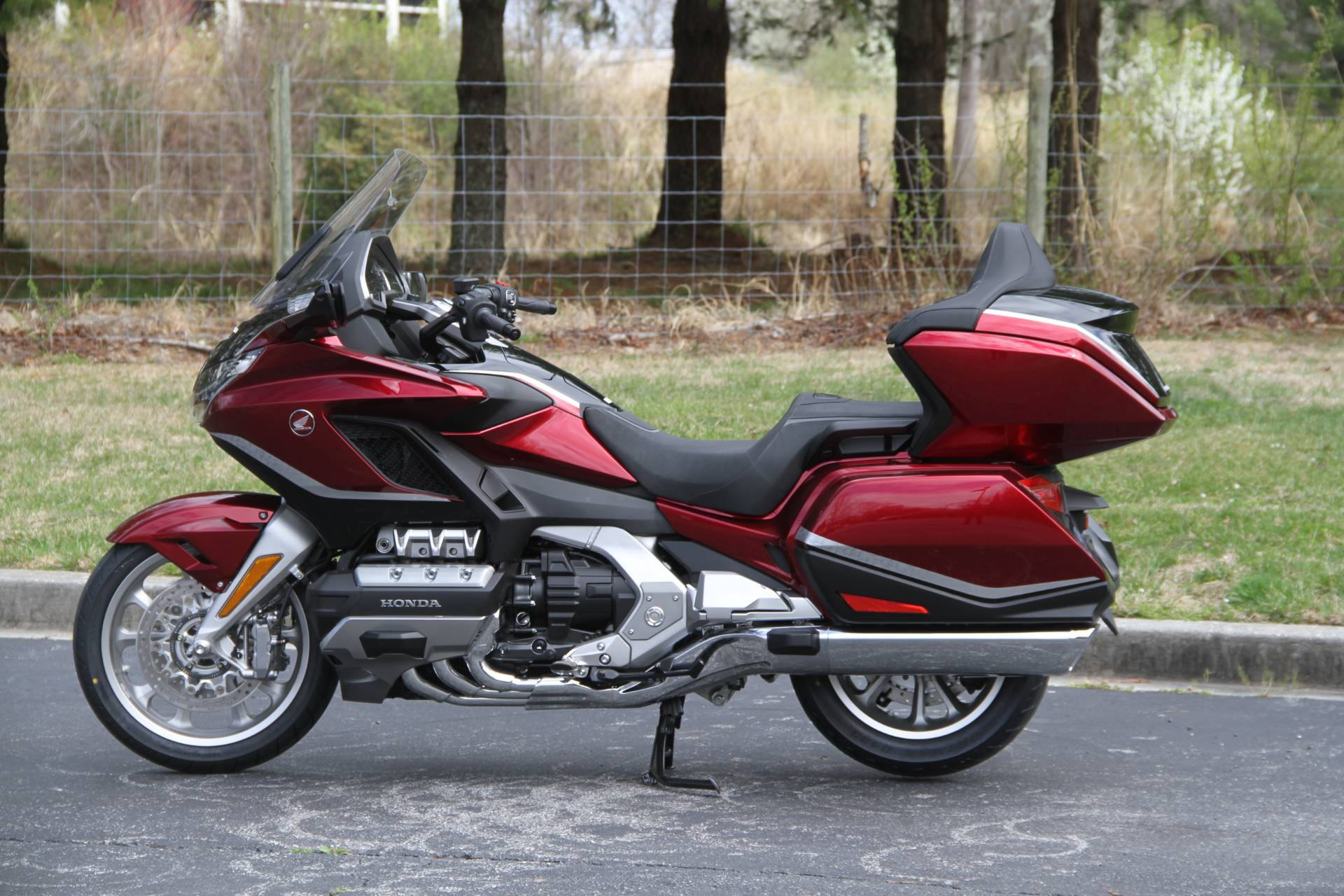 2021 Honda Gold Wing Tour Airbag Automatic DCT in Hendersonville, North Carolina - Photo 21
