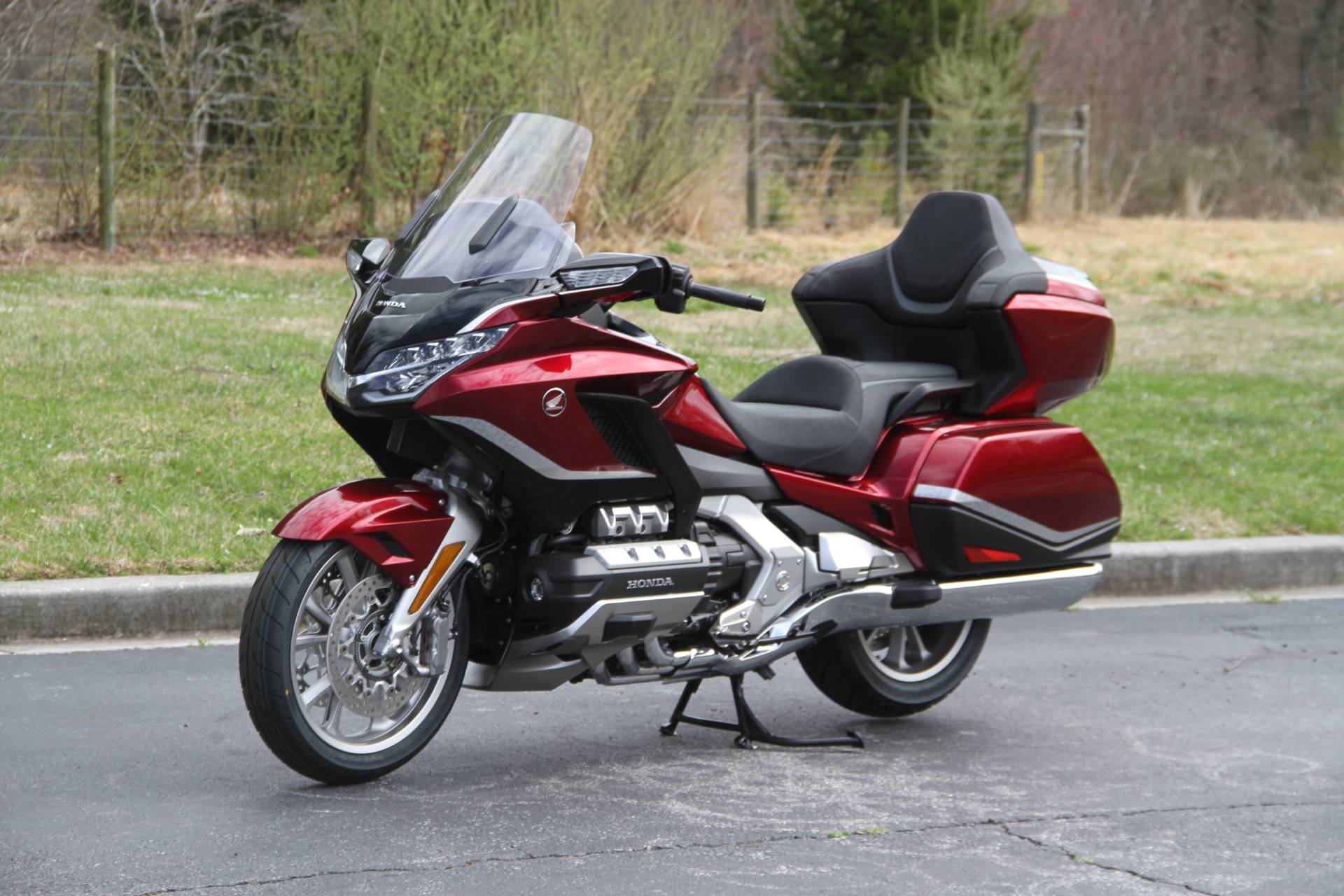 2021 Honda Gold Wing Tour Airbag Automatic DCT in Hendersonville, North Carolina - Photo 24