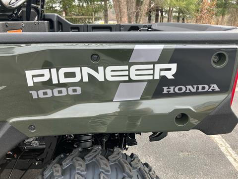 2024 Honda Pioneer 1000-6 Deluxe Crew in Hendersonville, North Carolina - Photo 13