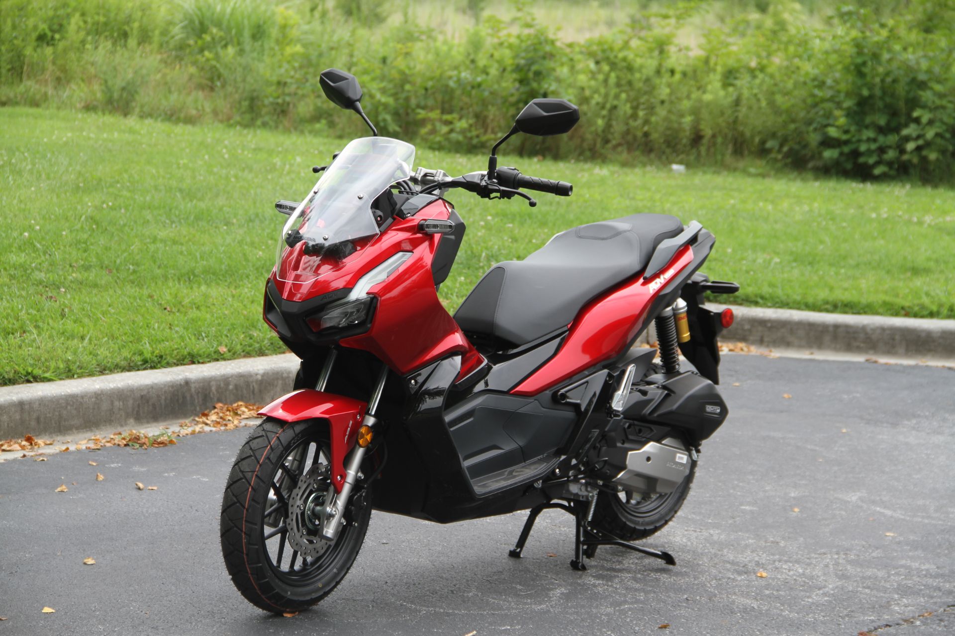 New 22 Honda Adv150 Scooters In Hendersonville Nc Stock Number