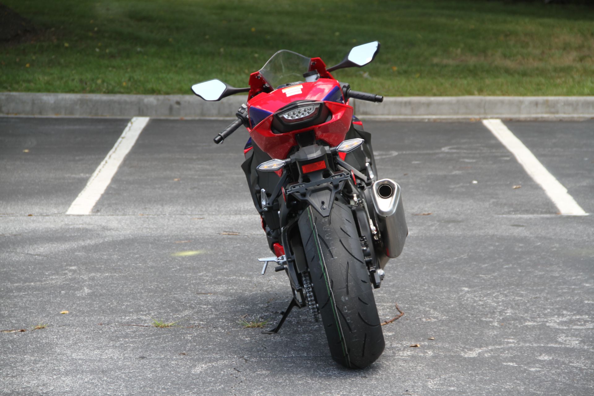 2022 Honda CBR1000RR in Hendersonville, North Carolina - Photo 11