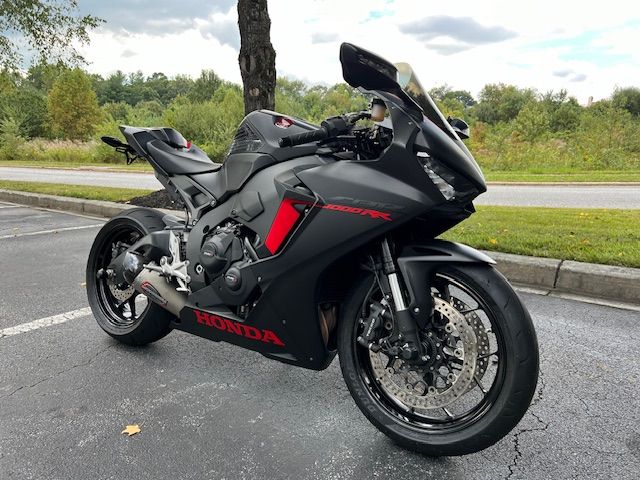 2017 Honda CBR1000RR ABS in Hendersonville, North Carolina - Photo 2