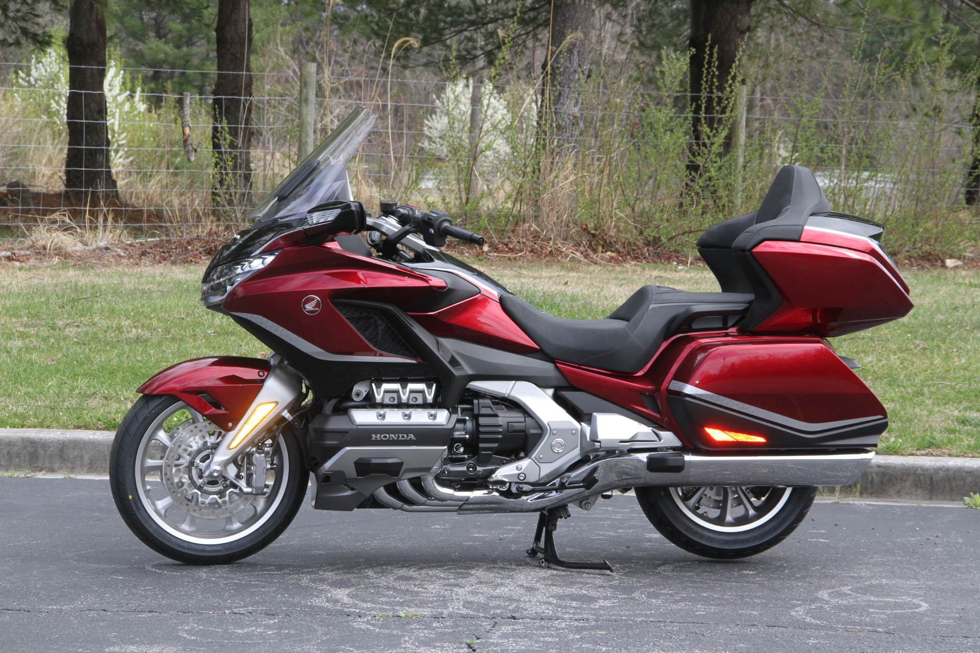 2021 Honda Gold Wing Tour Automatic DCT in Hendersonville, North Carolina - Photo 23