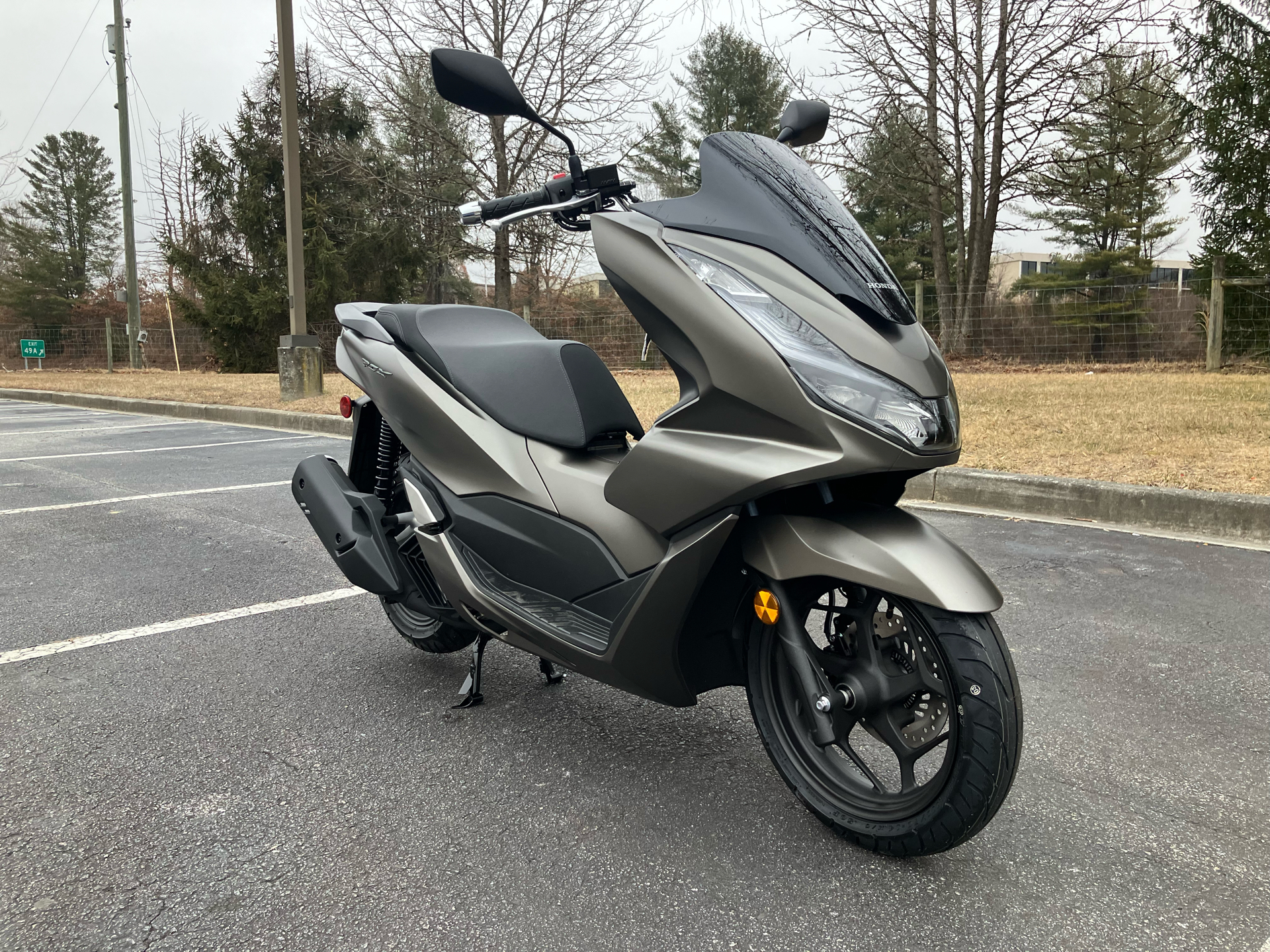 2023 Honda PCX in Hendersonville, North Carolina - Photo 2