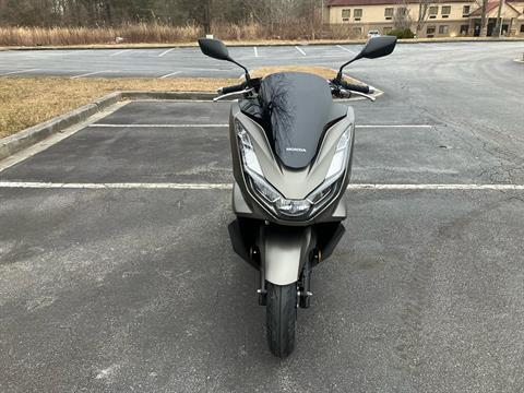 2023 Honda PCX in Hendersonville, North Carolina - Photo 9