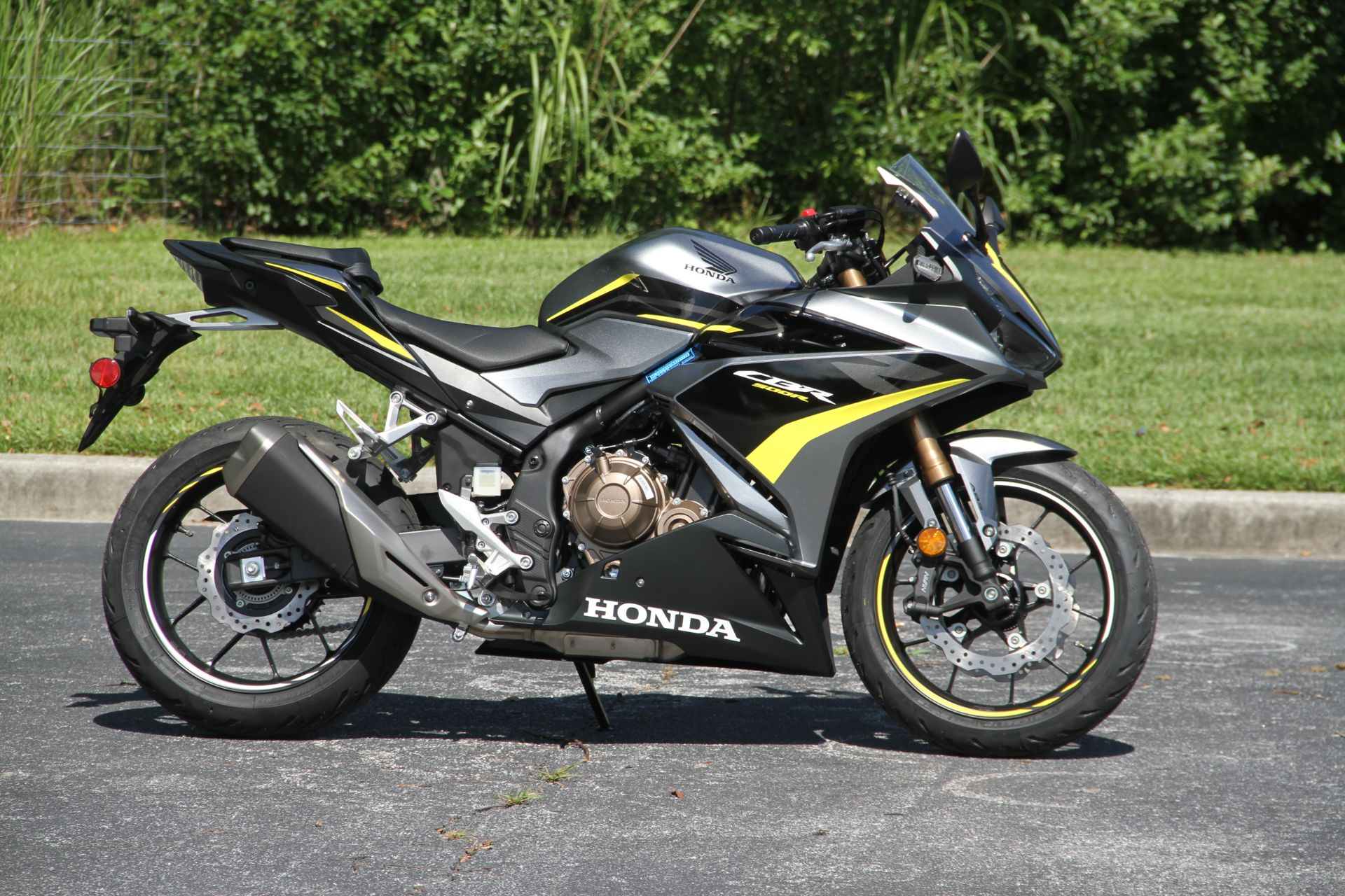 2022 Honda CBR500R ABS in Hendersonville, North Carolina - Photo 8