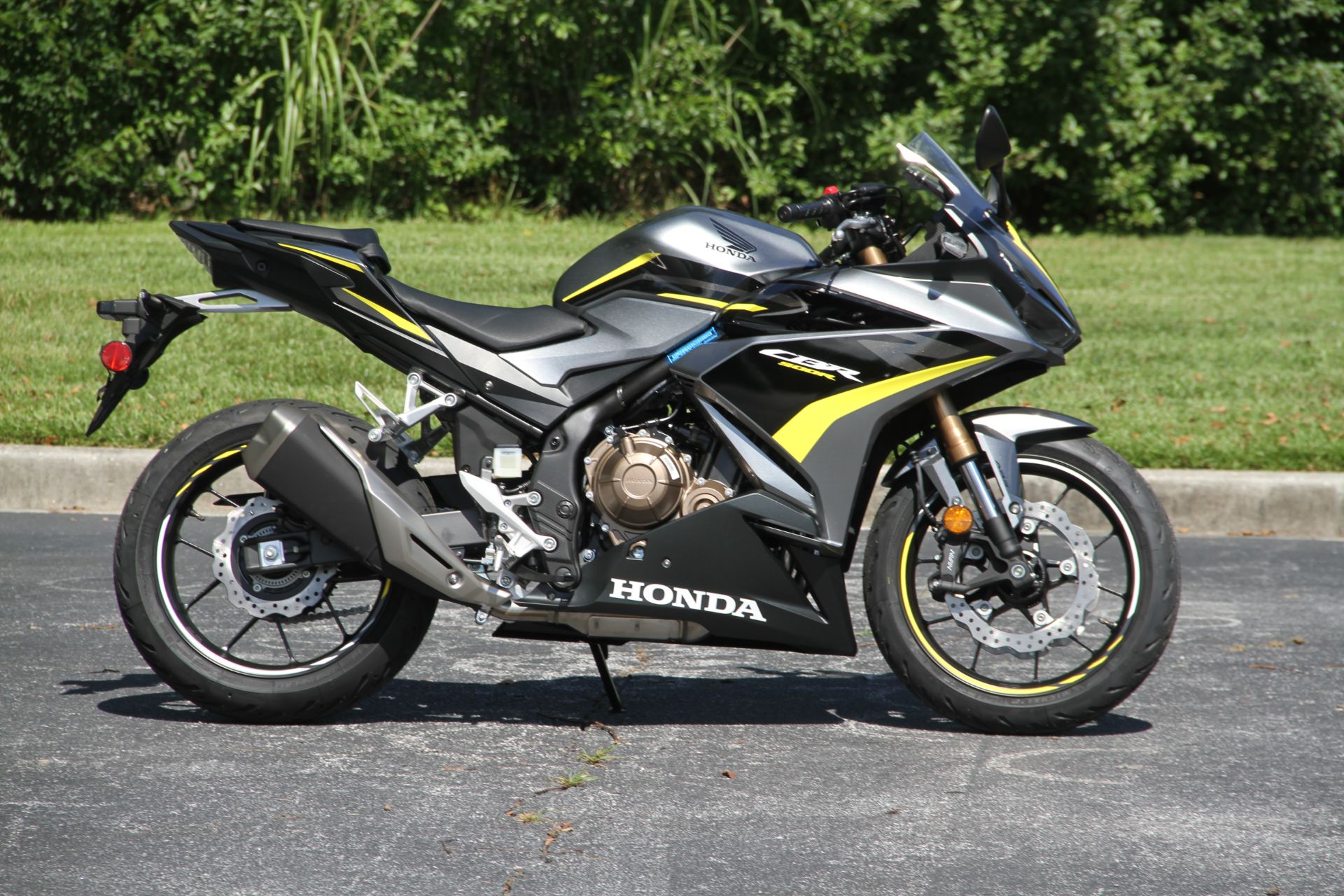 2022 Honda CBR500R ABS in Hendersonville, North Carolina - Photo 9