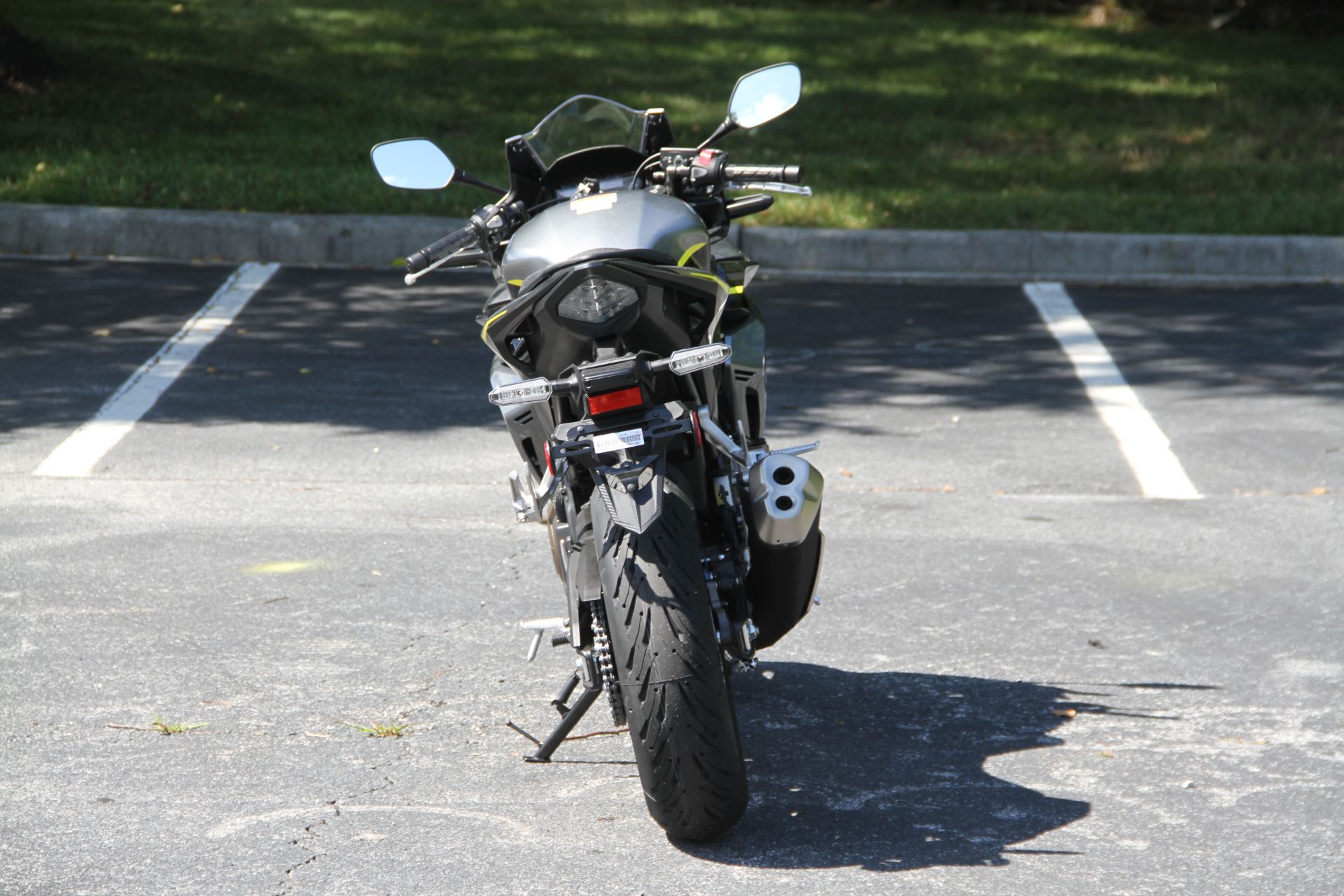 2022 Honda CBR500R ABS in Hendersonville, North Carolina - Photo 16
