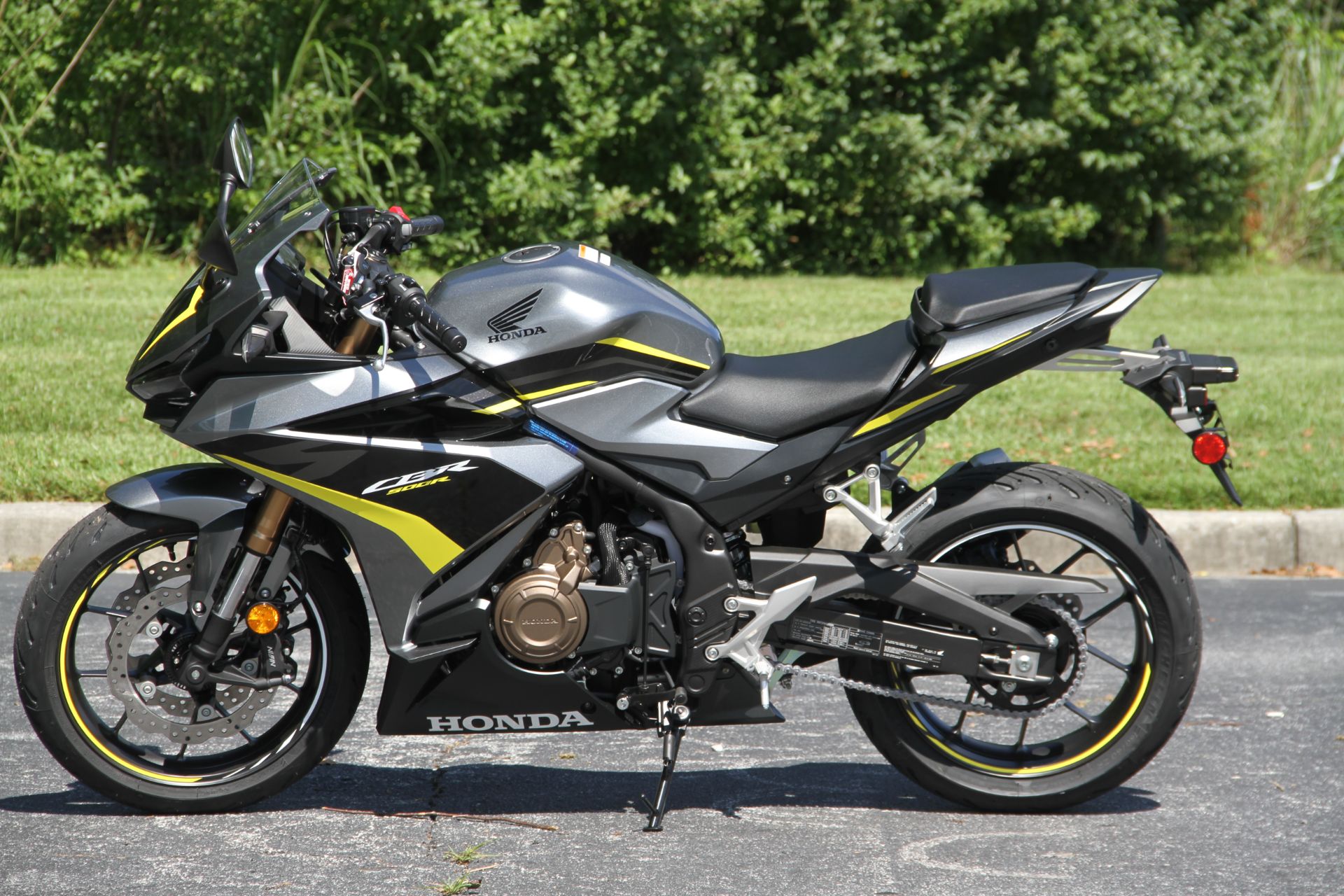 2022 Honda CBR500R ABS in Hendersonville, North Carolina - Photo 2