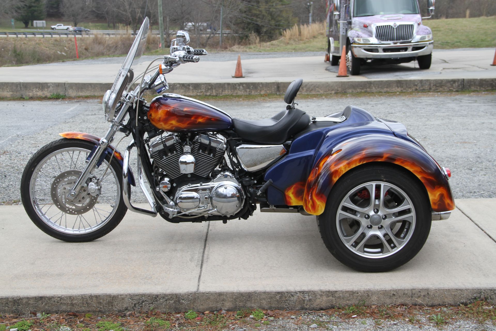2008 Harley-Davidson Sportster XL 1200 Custom in Hendersonville, North Carolina - Photo 3