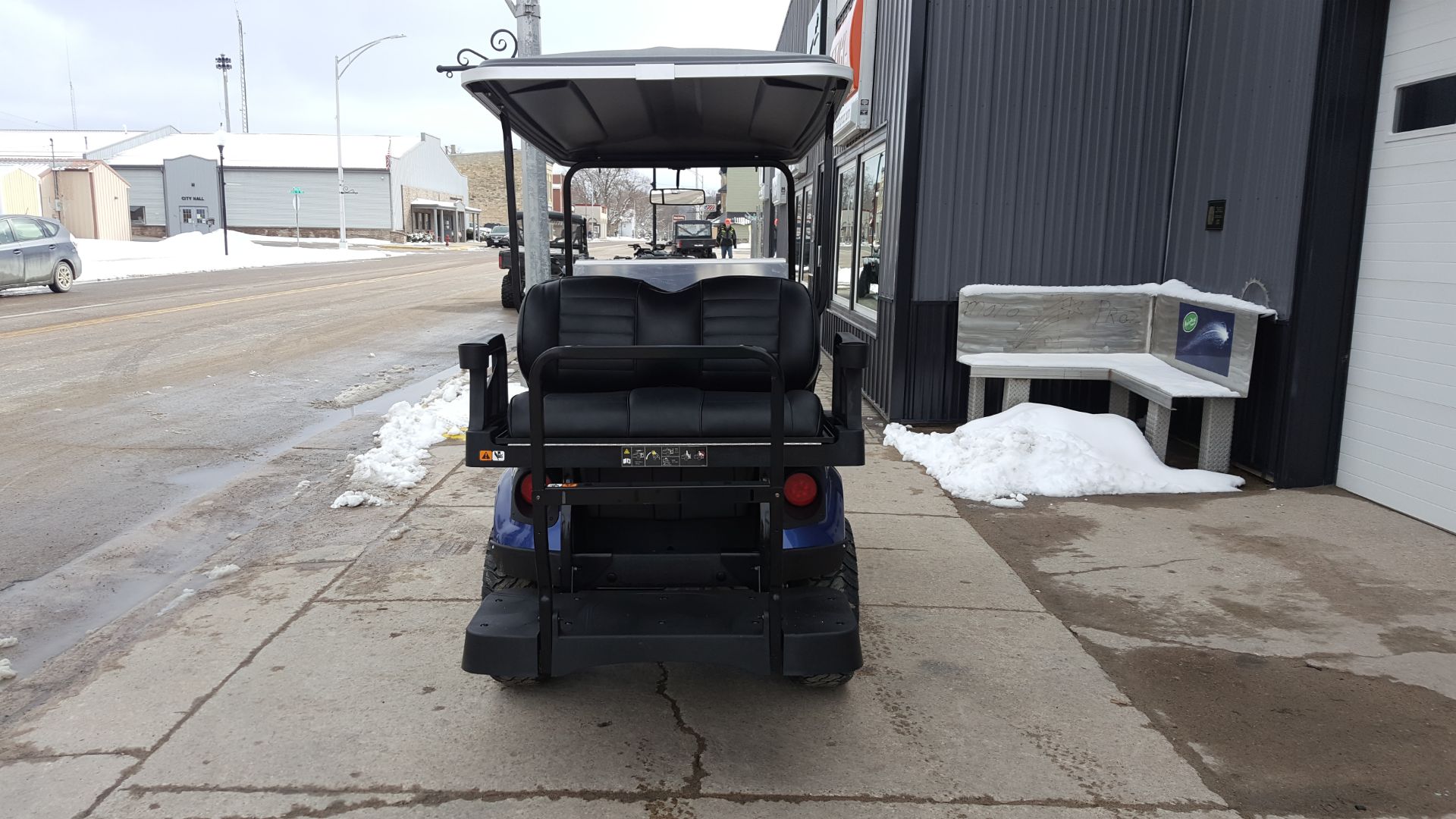 2023 E-Z-GO Express S4 ELiTE 2.2 Single Pack with Light World Charger in Mazeppa, Minnesota - Photo 4