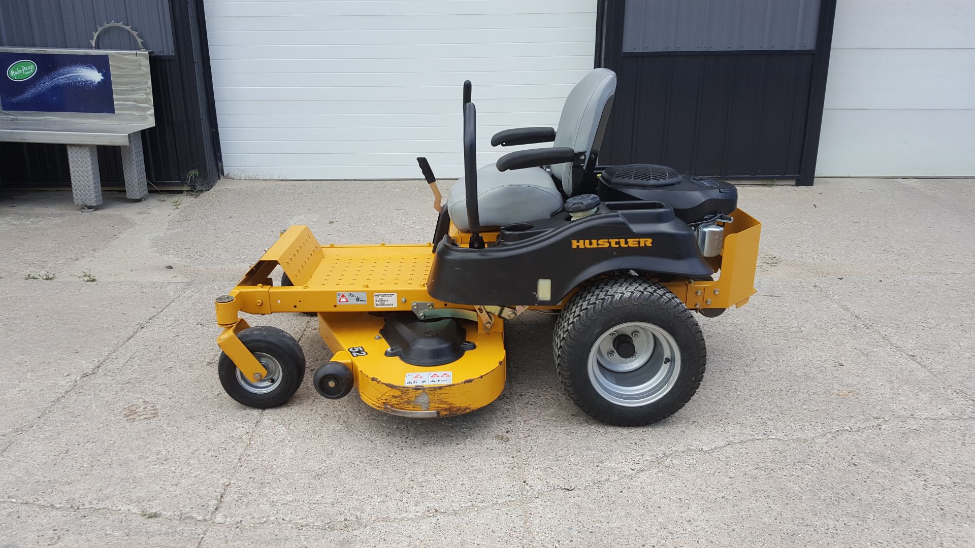 2018 Hustler Turf Equipment Raptor Limited 52 in. Kohler 24 hp in Mazeppa, Minnesota - Photo 4