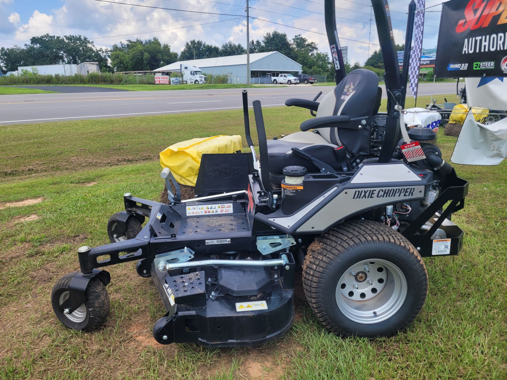 2024 Dixie Chopper Blackhawk 54 in. Kawasaki FT 24 hp in Loxley, Alabama - Photo 3