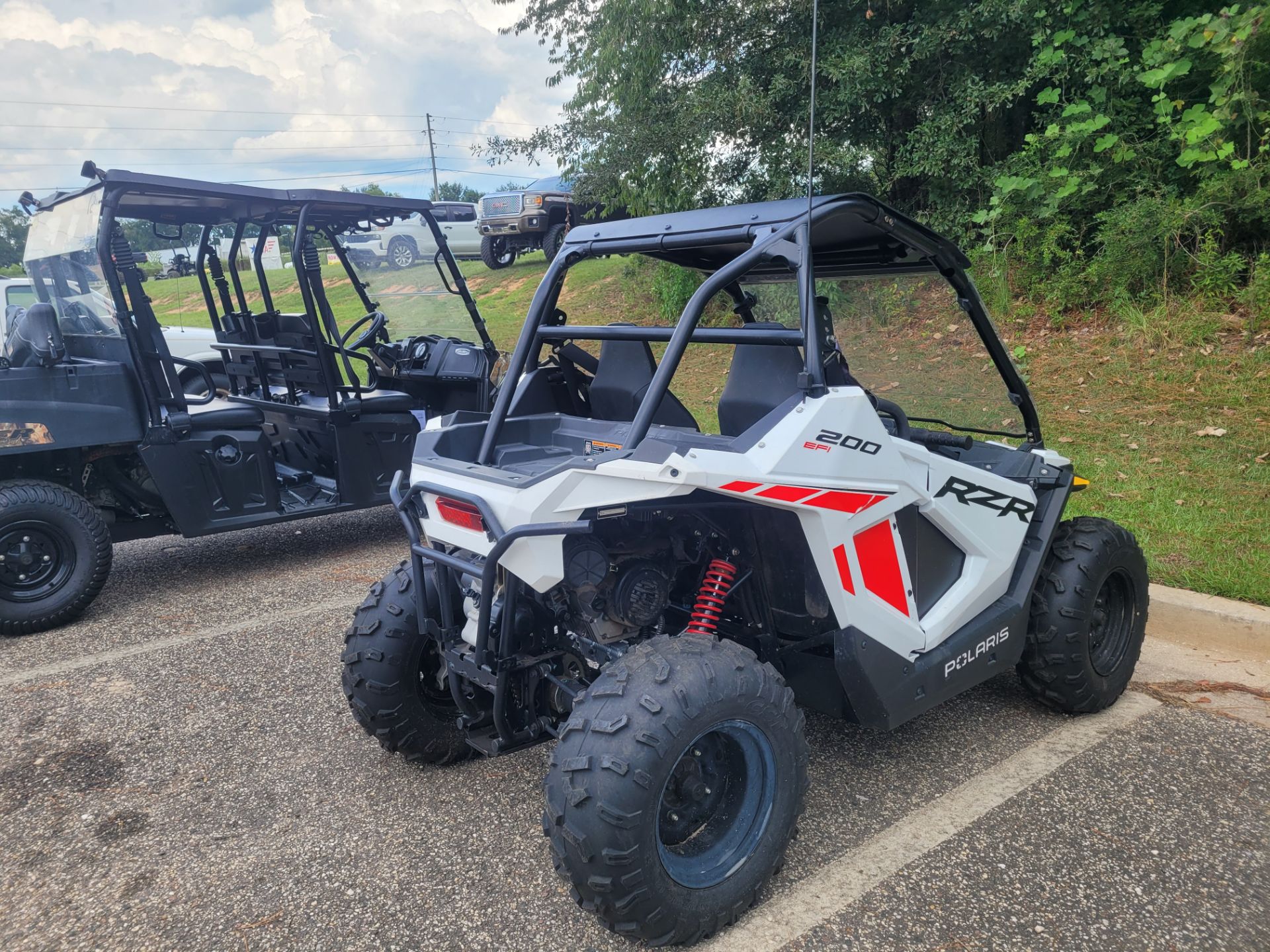 2023 Polaris RZR 200 EFI in Loxley, Alabama - Photo 2