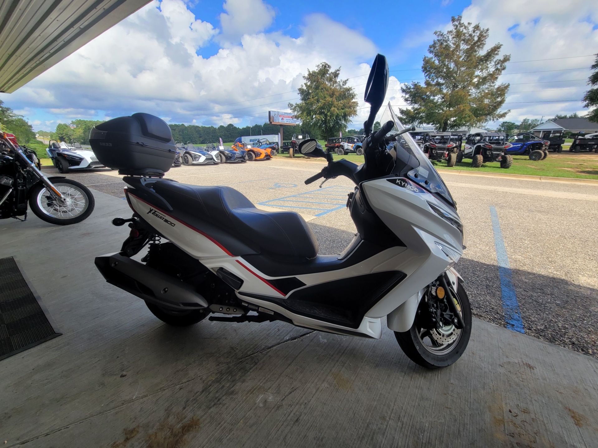 2021 Kymco X-Town 300i ABS in Loxley, Alabama - Photo 3