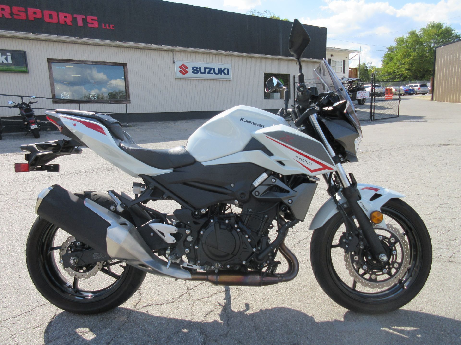 2023 Kawasaki Z400 ABS in Georgetown, Kentucky - Photo 2