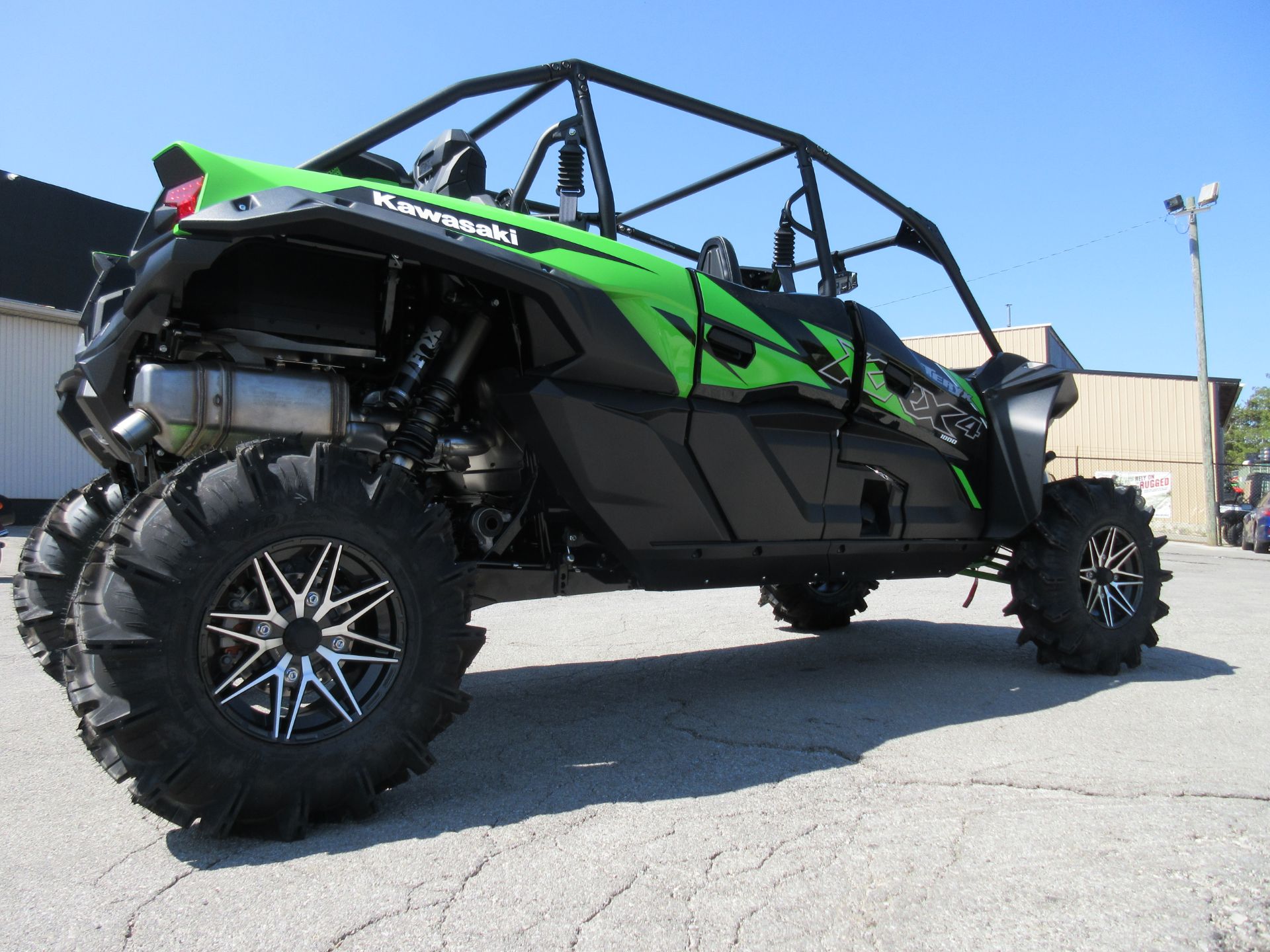 2025 Kawasaki Teryx KRX4 1000 Lifted Edition in Georgetown, Kentucky - Photo 4