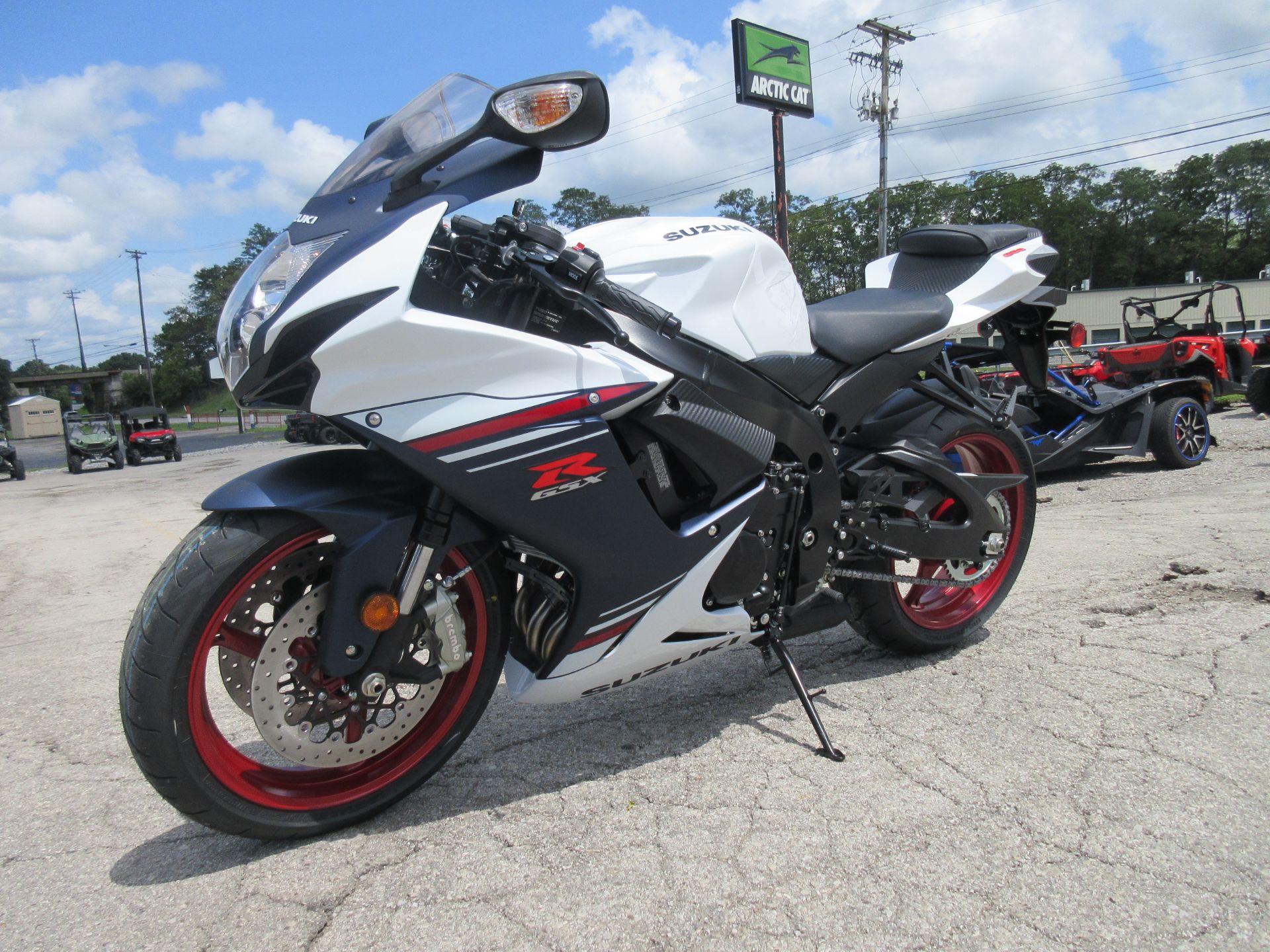 2025 Suzuki GSX-R600 in Georgetown, Kentucky - Photo 6