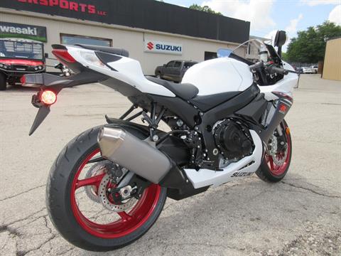 2025 Suzuki GSX-R600 in Georgetown, Kentucky - Photo 2