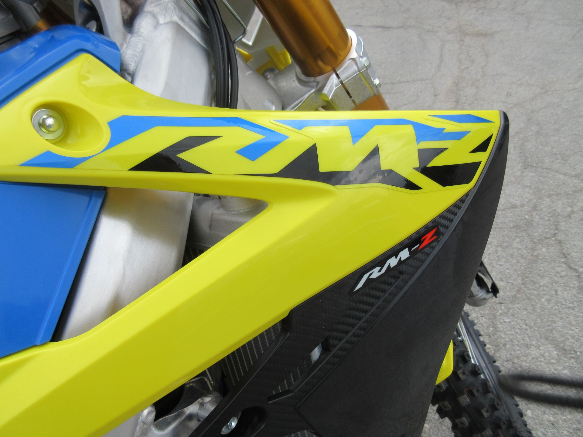 2025 Suzuki RM-Z450 in Georgetown, Kentucky - Photo 6