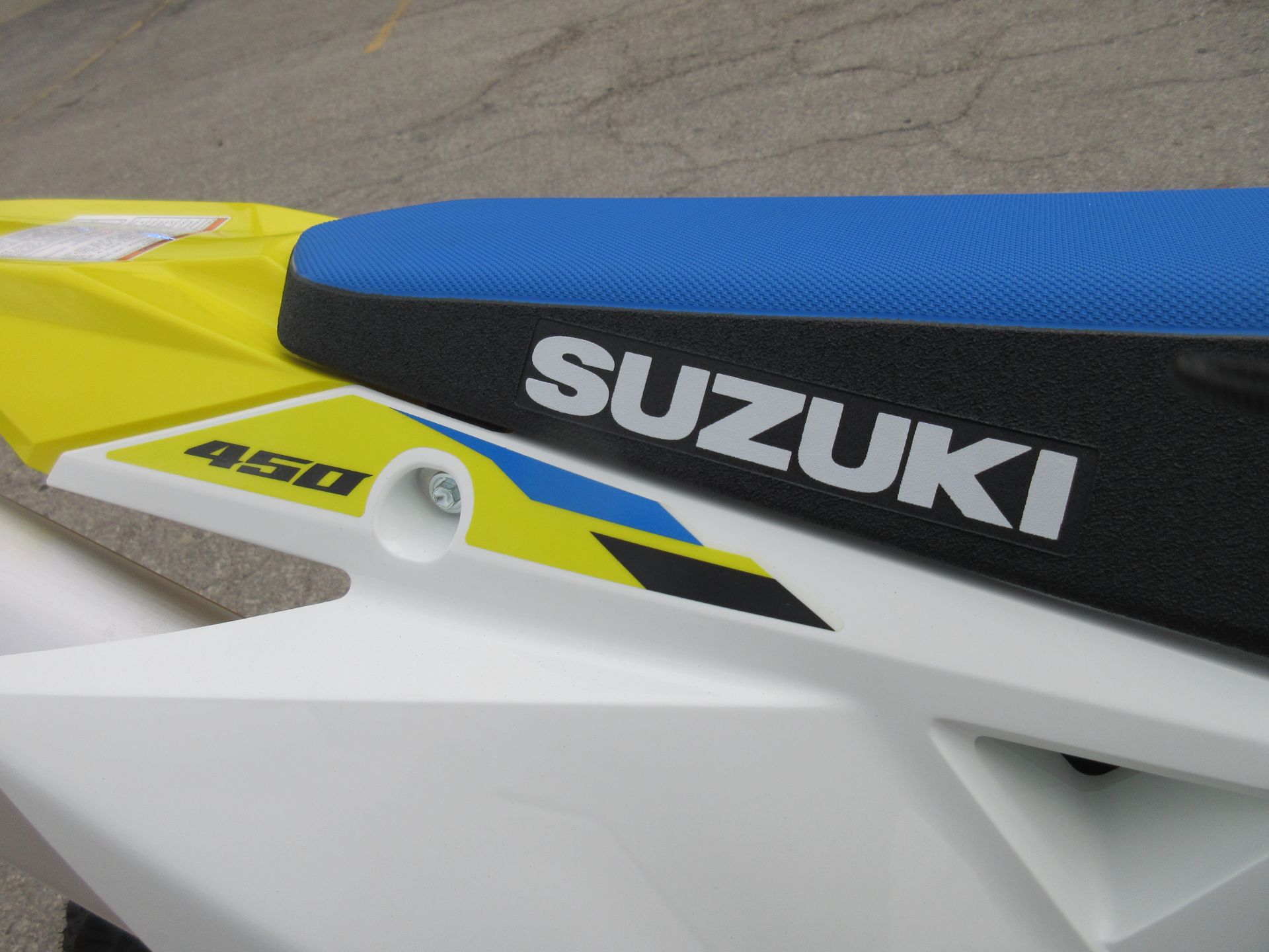 2025 Suzuki RM-Z450 in Georgetown, Kentucky - Photo 7