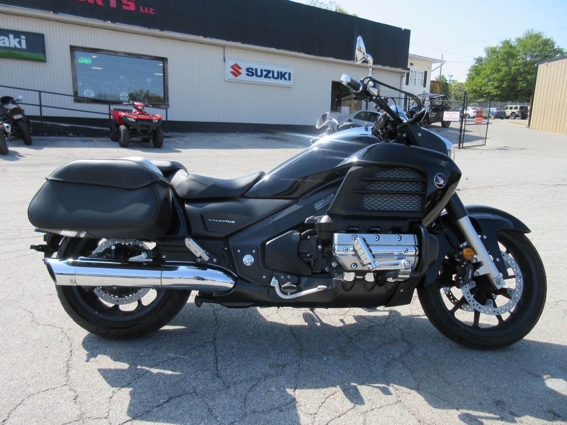 2014 Honda Gold Wing® Valkyrie® in Georgetown, Kentucky - Photo 2