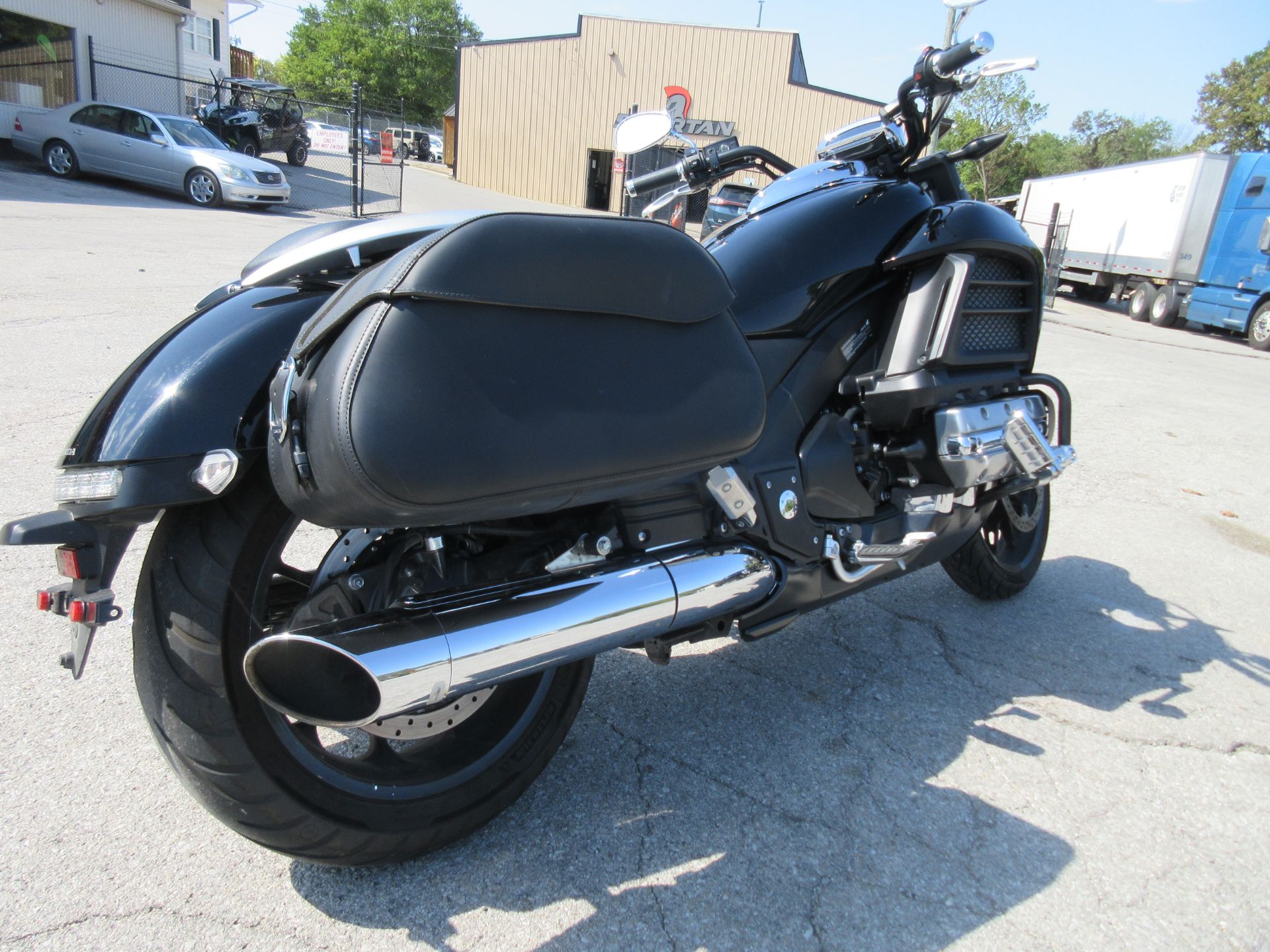 2014 Honda Gold Wing® Valkyrie® in Georgetown, Kentucky - Photo 3