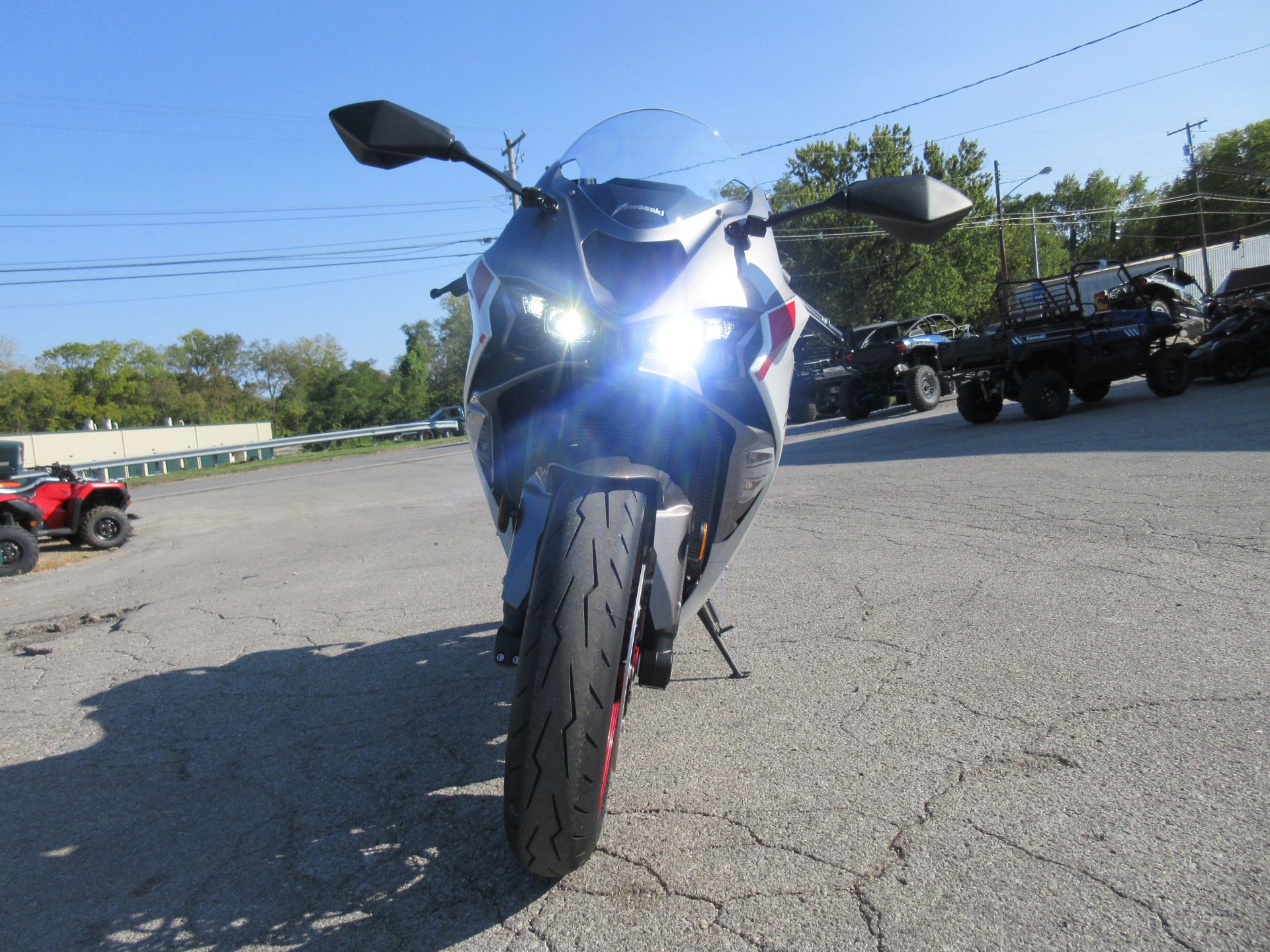 2025 Kawasaki Ninja ZX-6R ABS in Georgetown, Kentucky - Photo 8