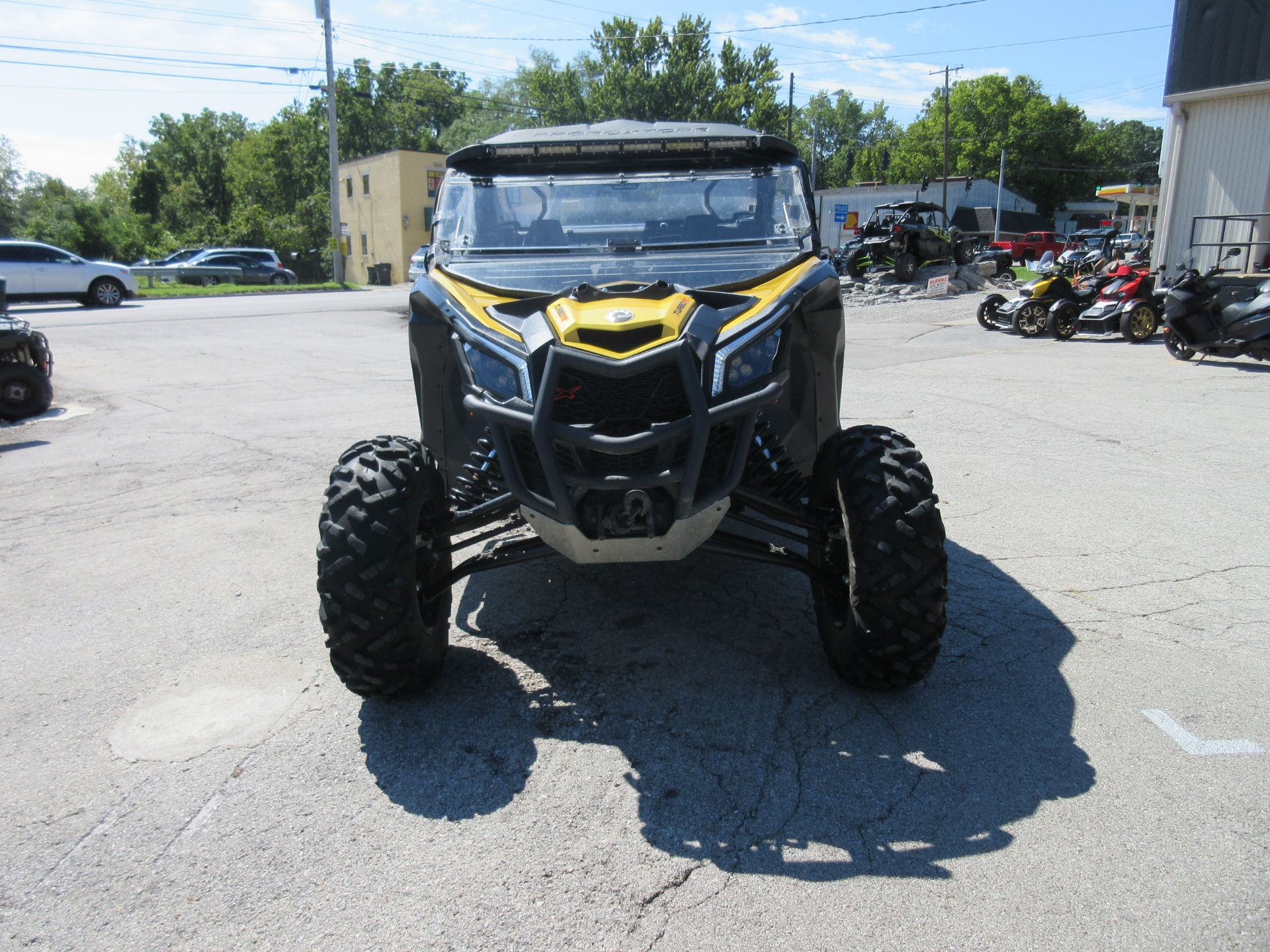 2018 Can-Am Maverick X3 X ds Turbo R in Georgetown, Kentucky - Photo 2