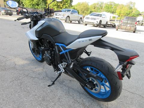 2023 Suzuki GSX-8S in Georgetown, Kentucky - Photo 4