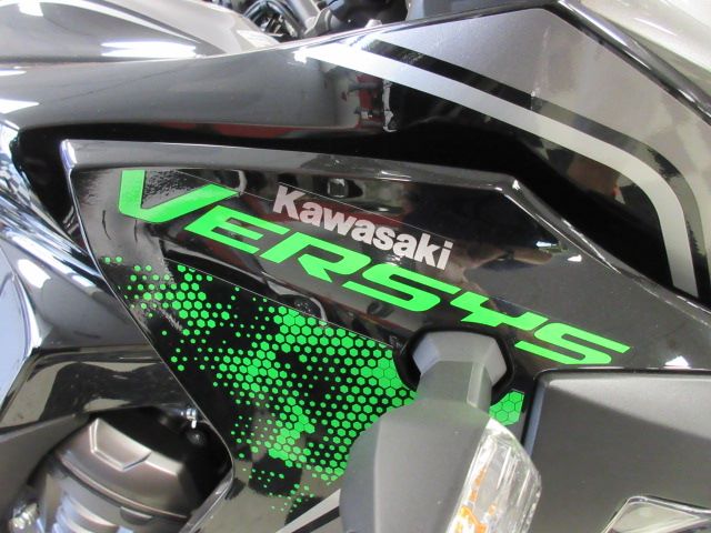 2023 Kawasaki Versys 1000 SE LT+ in Georgetown, Kentucky - Photo 3