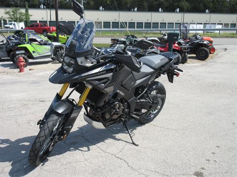 2024 Suzuki V-Strom 1050DE in Georgetown, Kentucky - Photo 2