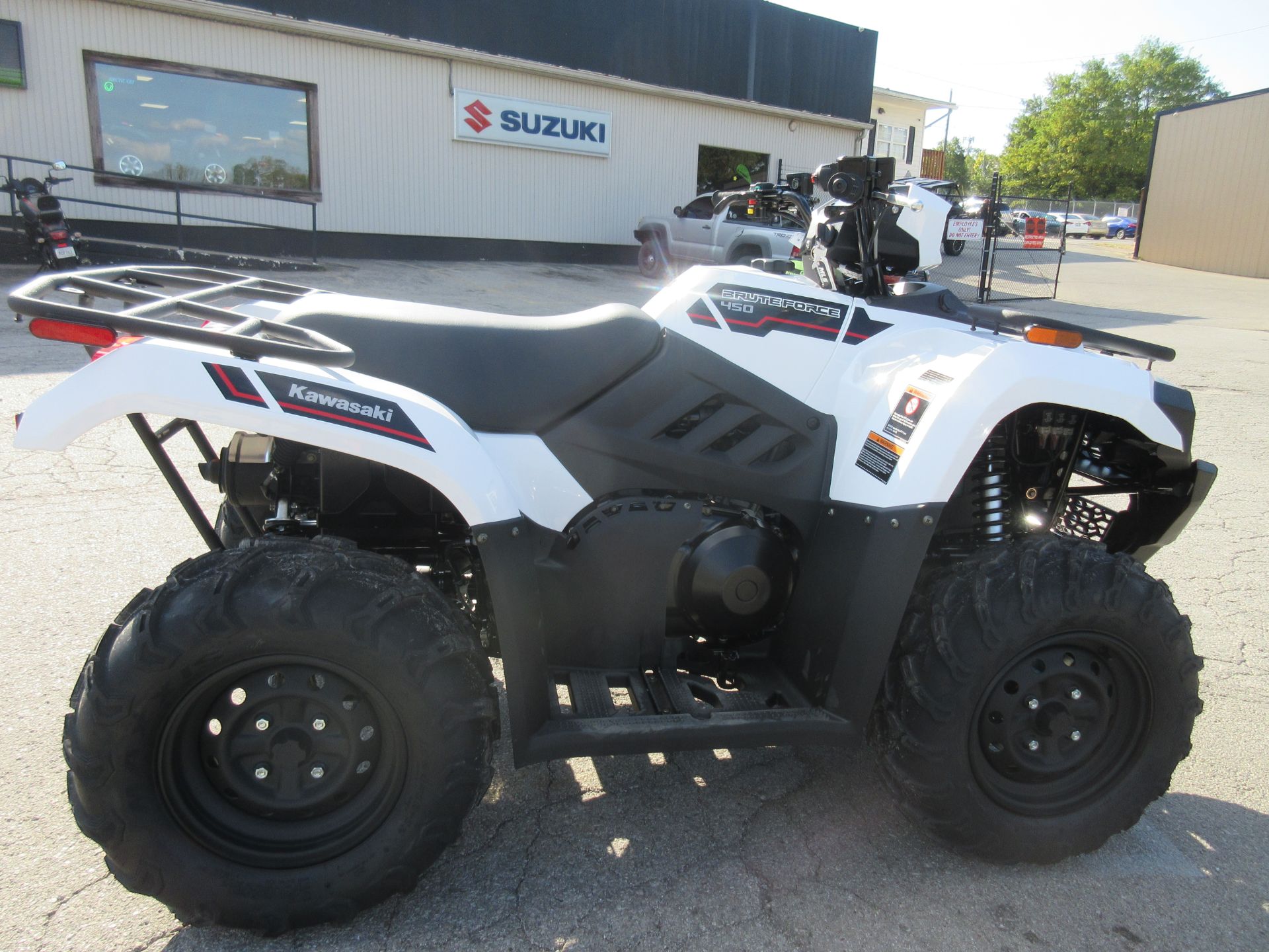 2025 Kawasaki Brute Force 450 4x4 in Georgetown, Kentucky - Photo 2