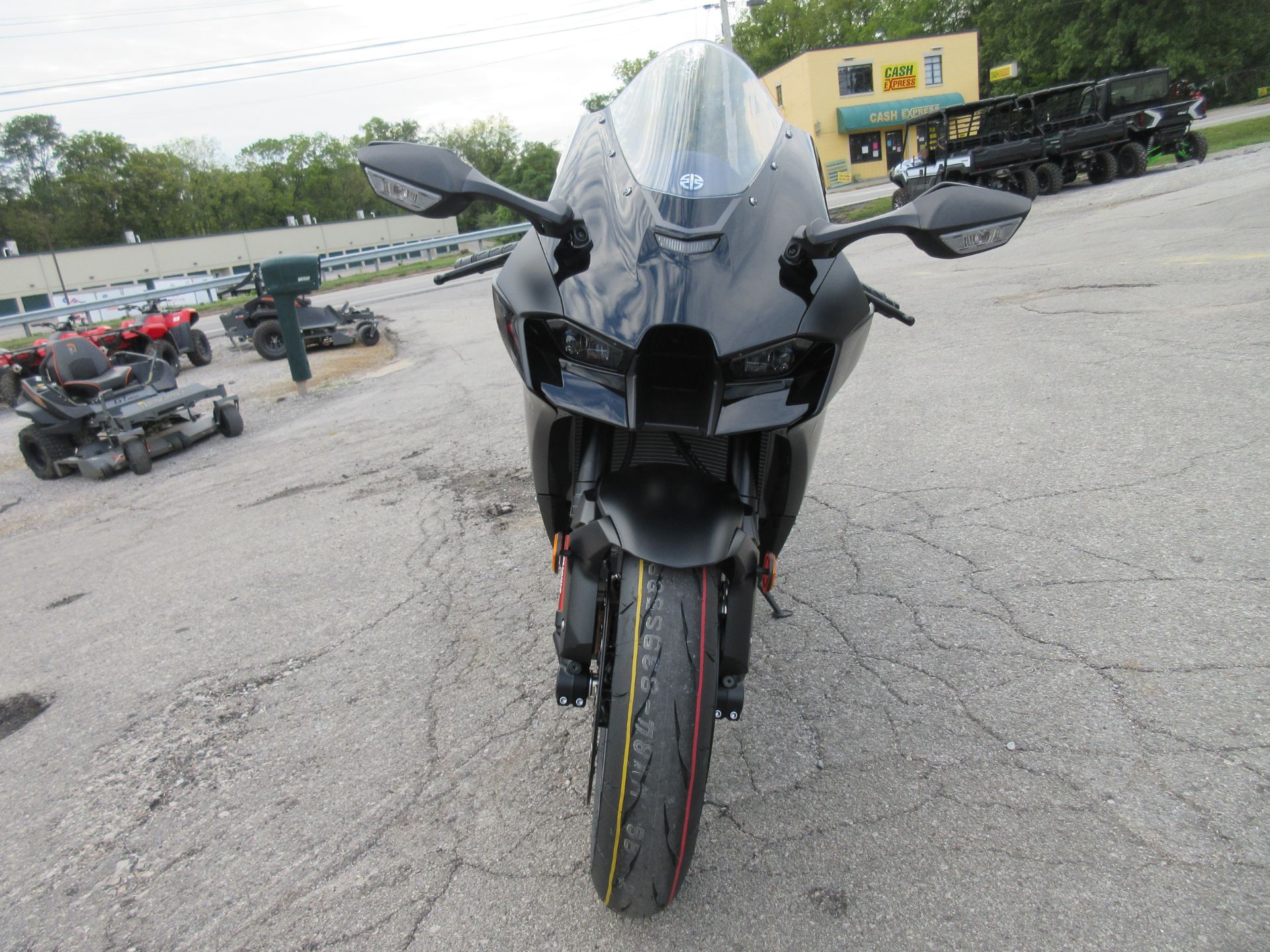 2024 Kawasaki Ninja ZX-10R in Georgetown, Kentucky - Photo 8