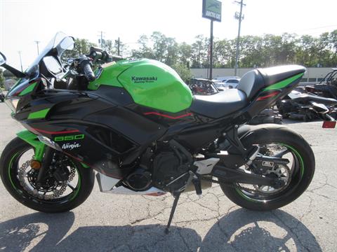 2022 Kawasaki Ninja 650 ABS KRT Edition in Georgetown, Kentucky - Photo 6