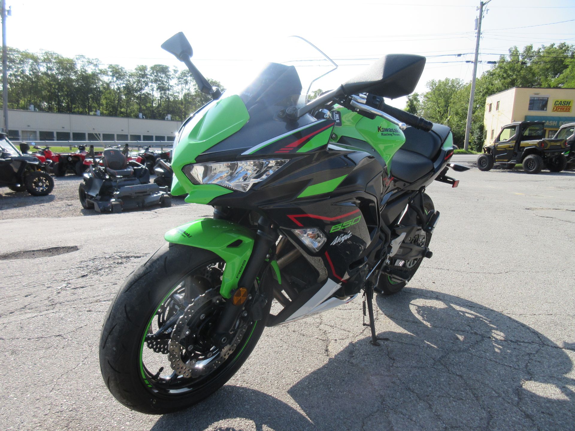 2022 Kawasaki Ninja 650 ABS KRT Edition in Georgetown, Kentucky - Photo 7