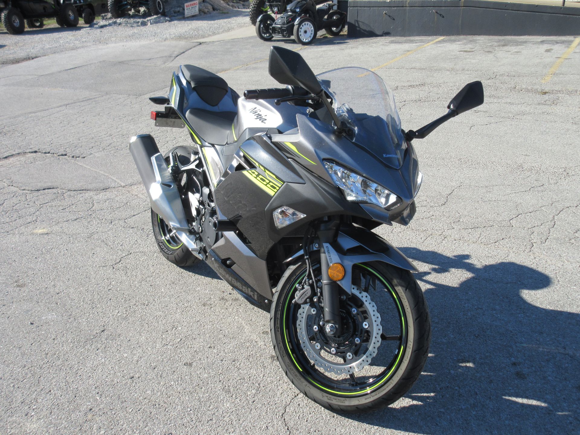 2021 Kawasaki Ninja 400 ABS in Georgetown, Kentucky - Photo 2
